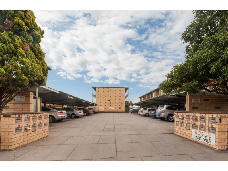 13/414 Sir Donald Bradman Drive, Brooklyn Park SA 5032