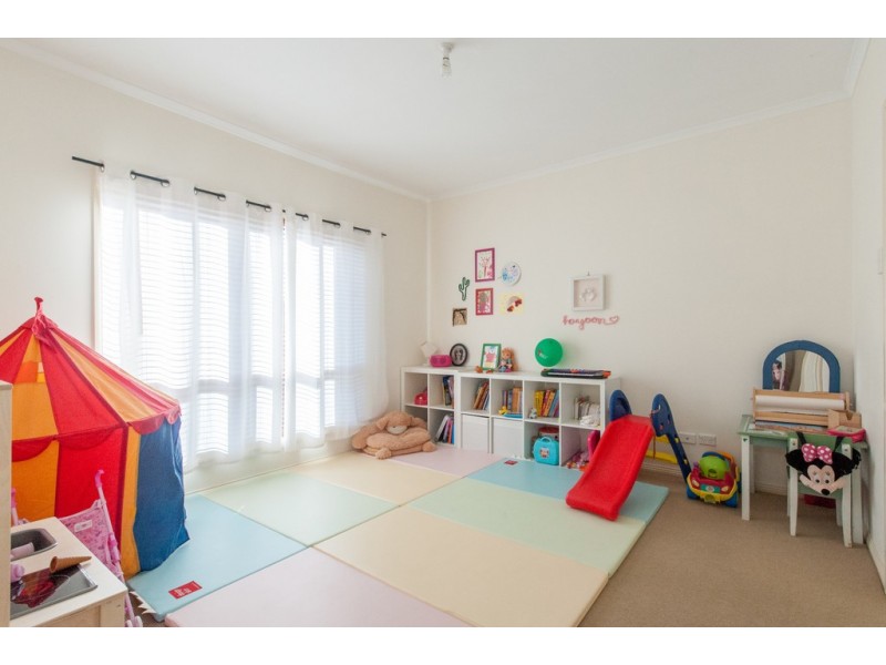 2/11 Ormond Avenue, Clearview SA 5085