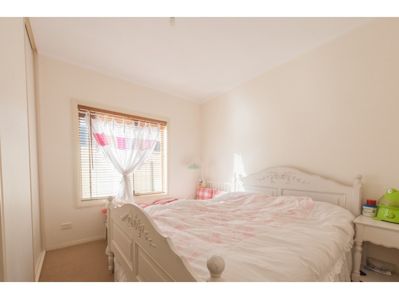 2/11 Ormond Avenue, Clearview SA 5085