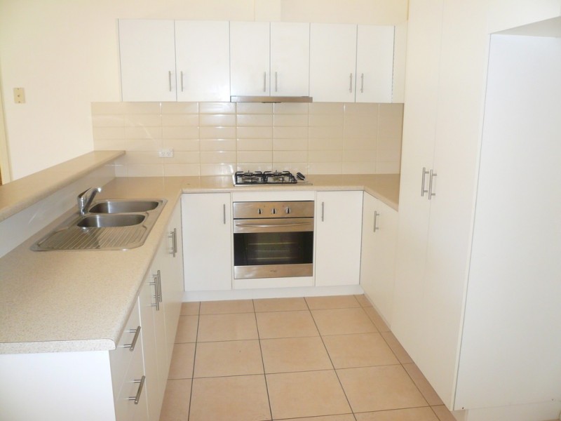 2/11 Ormond Avenue, Clearview SA 5085