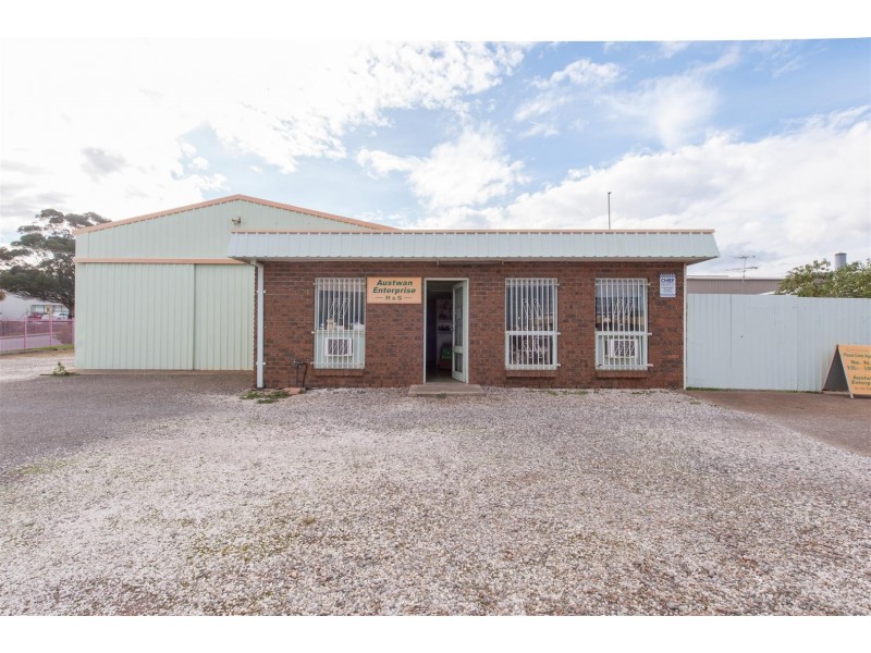 9 Aldenhoven Road, Lonsdale SA 5160