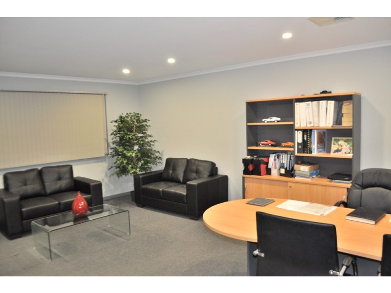 1 Mobius Cres, Golden Grove SA 5125