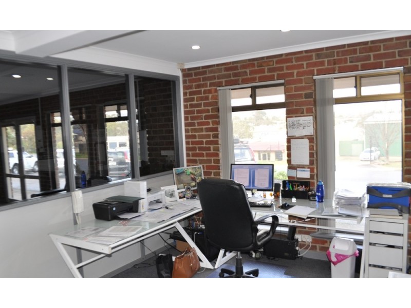 1 Mobius Cres, Golden Grove SA 5125