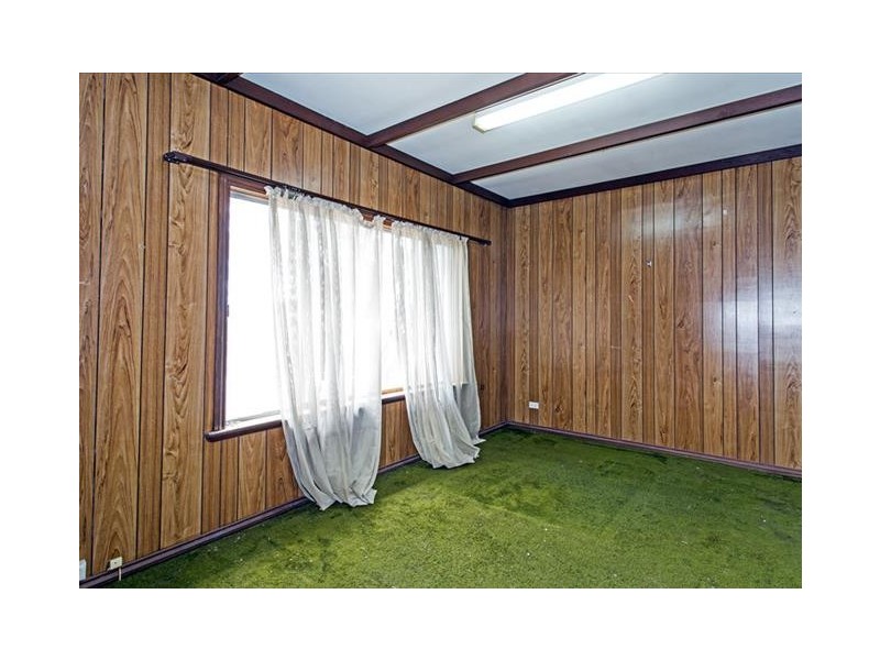 17 Plymouth Road, Wingfield SA 5013