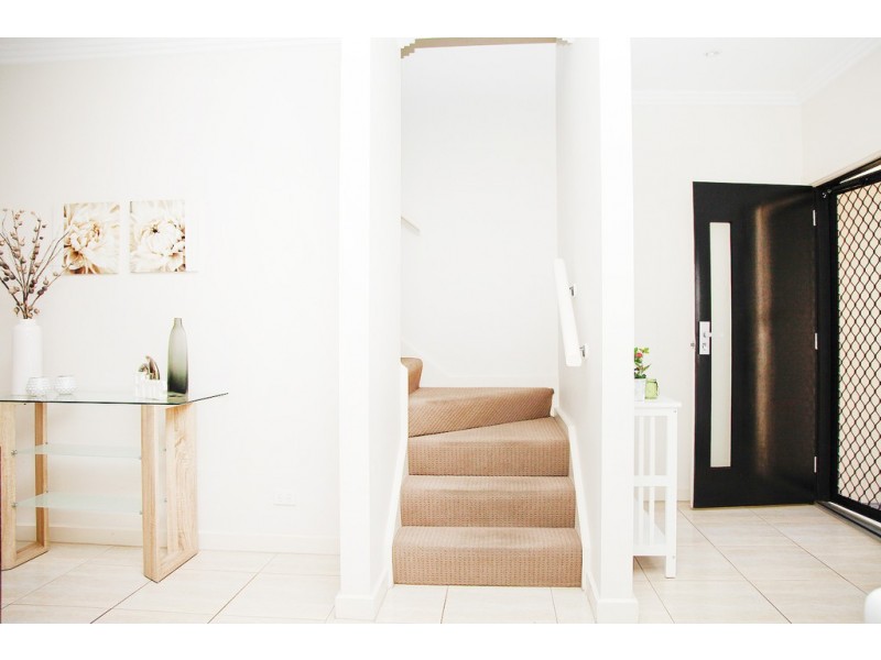 335 MAWSON LAKES BLVD, Mawson Lakes SA 5095