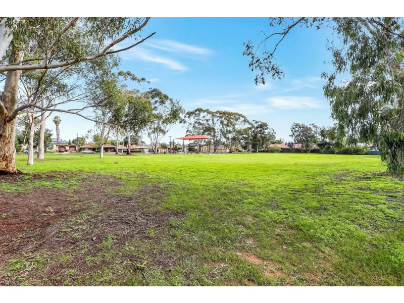 29 GARNET DRIVE, Salisbury East SA 5109