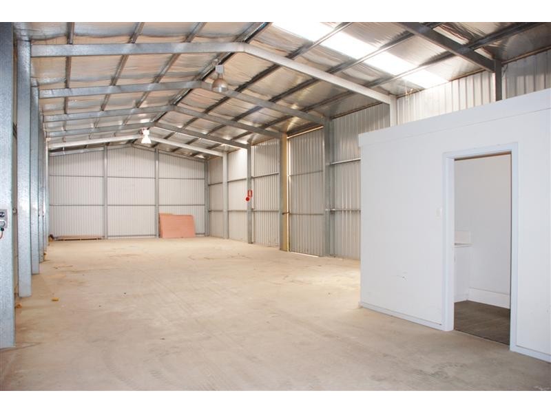 16 Goldsborough Road, Cavan SA 5094