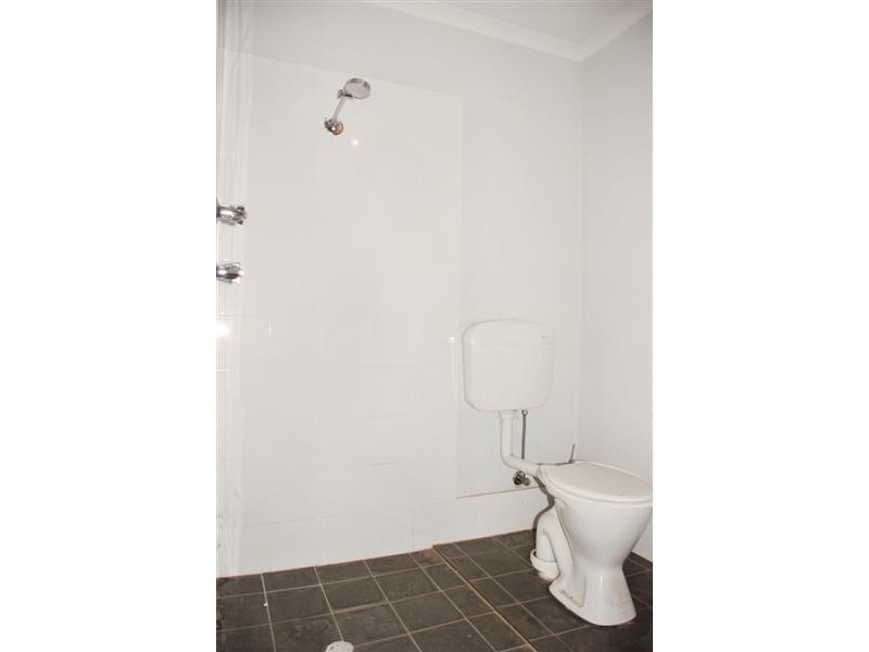 16 Goldsborough Road, Cavan SA 5094