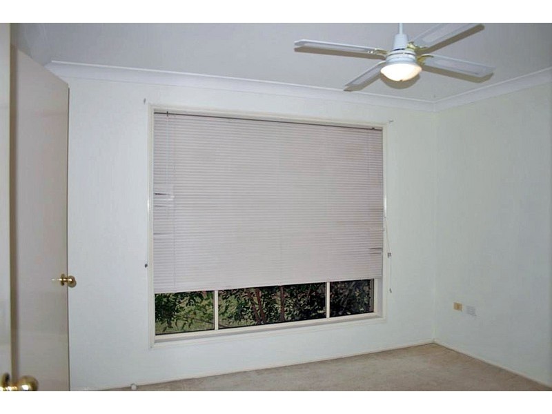 6 Litsea Ct, Regents Park QLD 4118