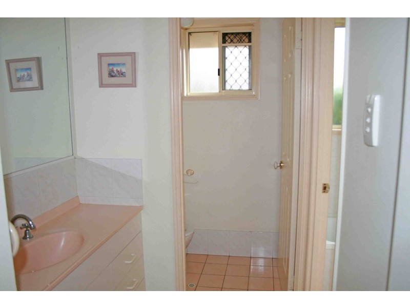 59 Haldham Cres, Regents Park QLD 4118