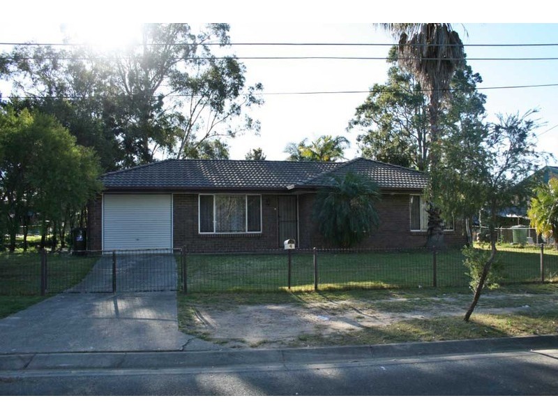 4 Berkley Street, Browns Plains QLD 4118