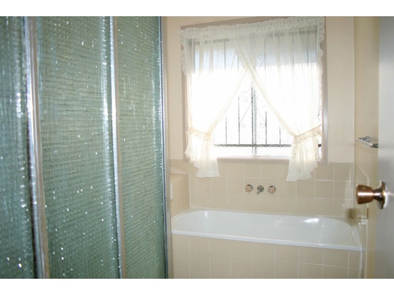 4 Berkley Street, Browns Plains QLD 4118