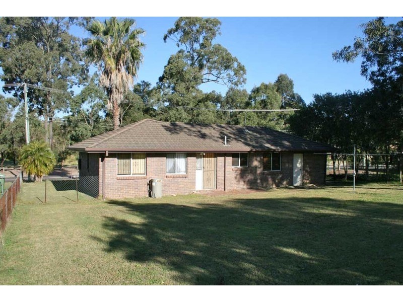 4 Berkley Street, Browns Plains QLD 4118