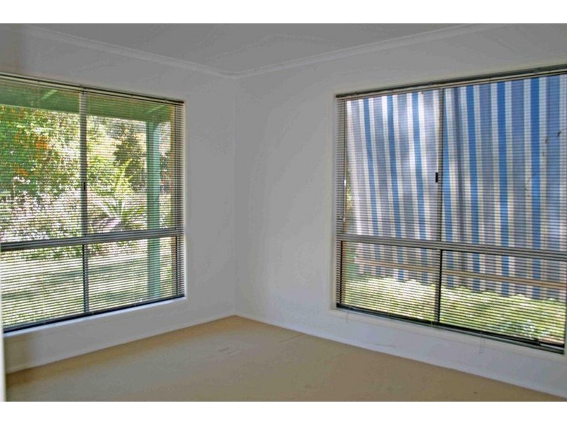 60 Scribner Ave, Forestdale QLD 4118