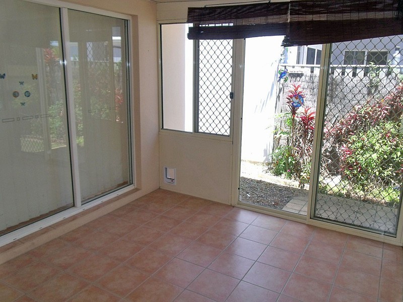 25 Ranier Cr, Varsity Lakes QLD 4227