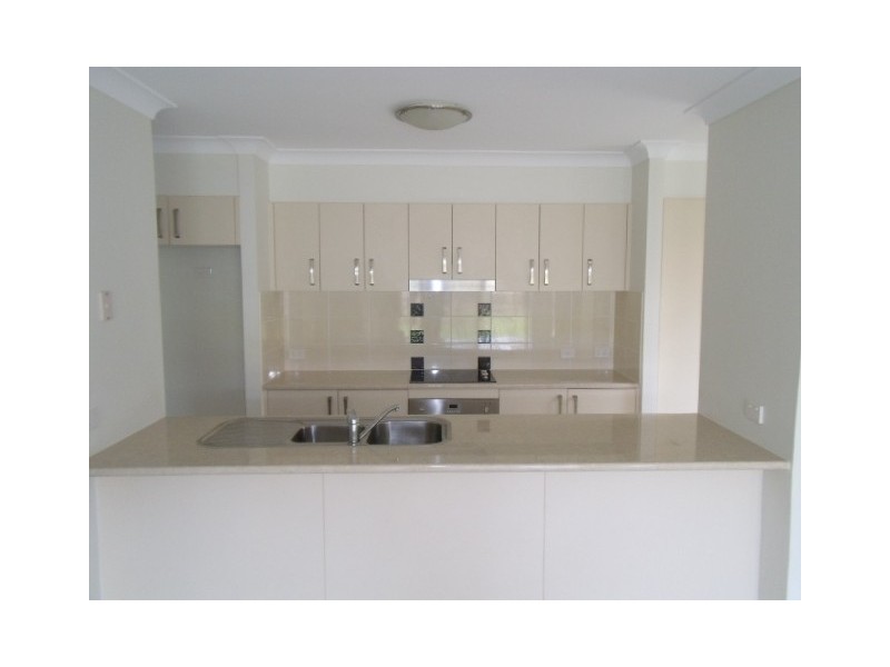 29 Griffen Pl, Crestmead QLD 4132