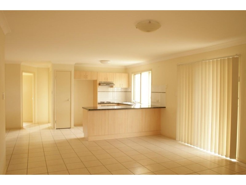 8. Clayton Ct, Crestmead QLD 4132