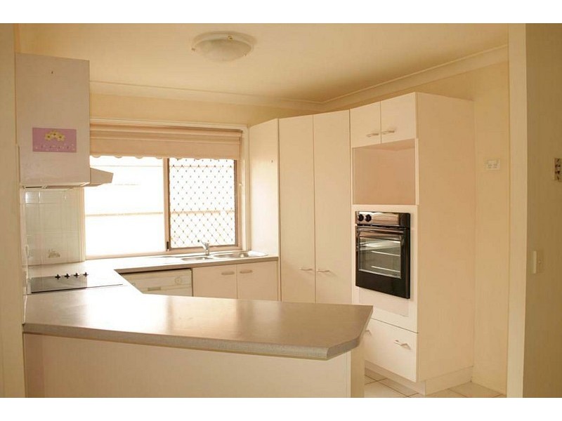 33 Gingko Cr, Regents Park QLD 4118