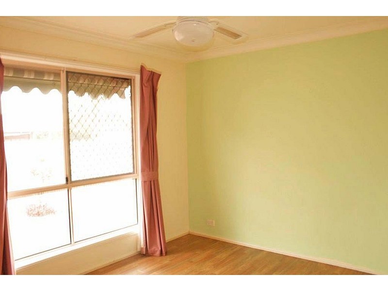33 Gingko Cr, Regents Park QLD 4118