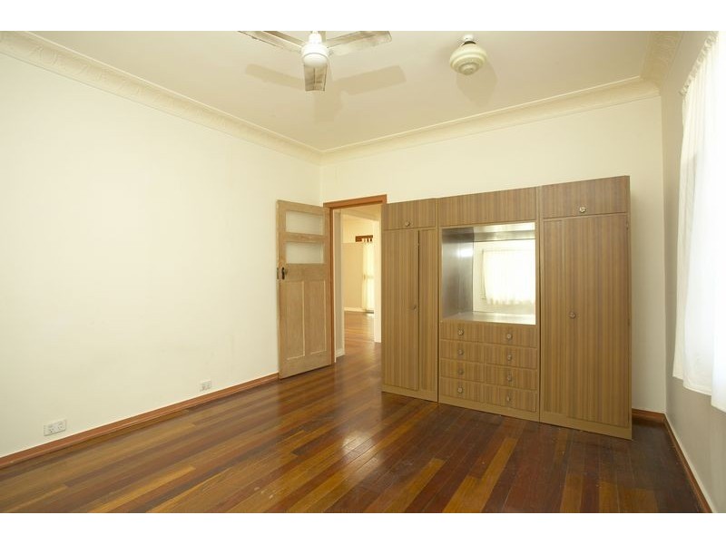 3 Wyndham Street, North Ipswich QLD 4305