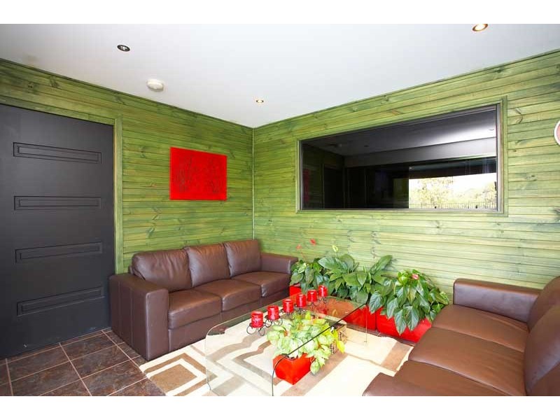 226 Bamboo Drive, Woodhill QLD 4285