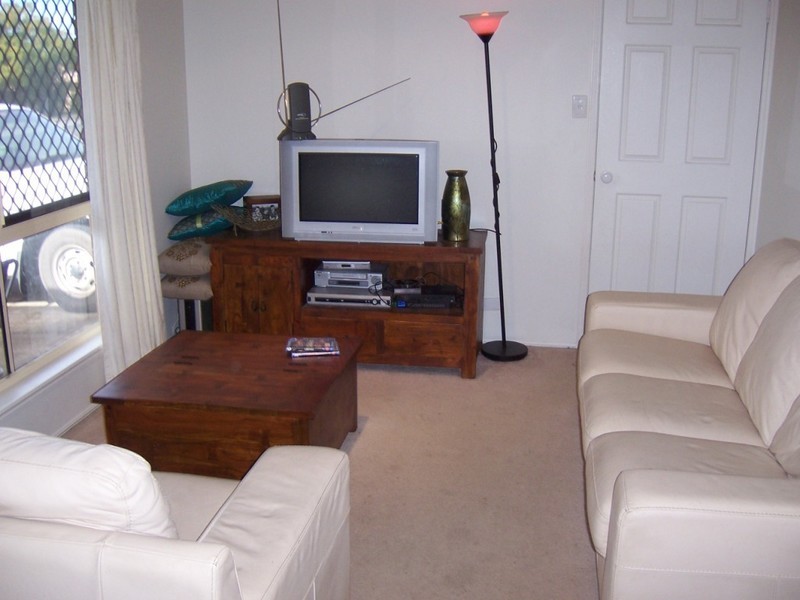 84 Julie Street, Crestmead QLD 4132