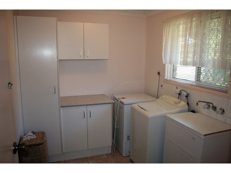 Regents Park QLD 4118