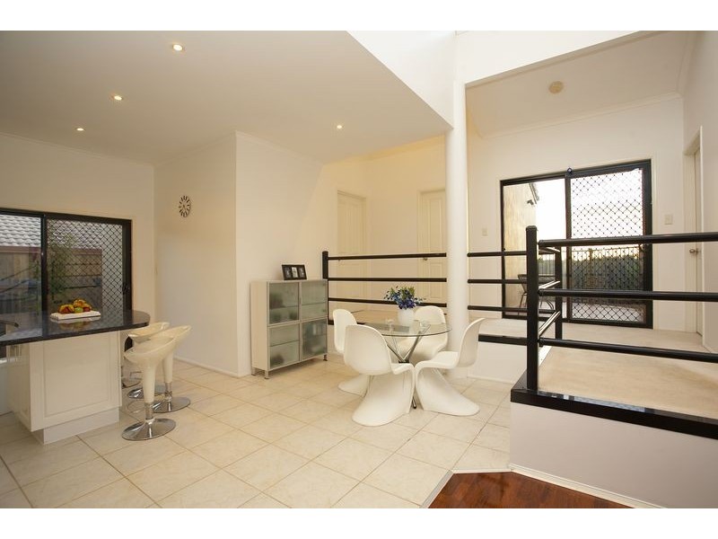 Regents Park QLD 4118