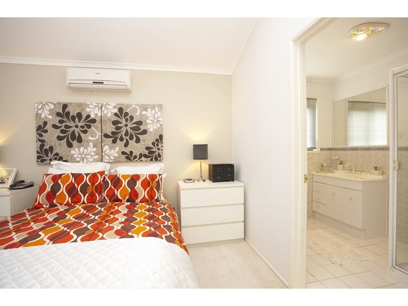Regents Park QLD 4118