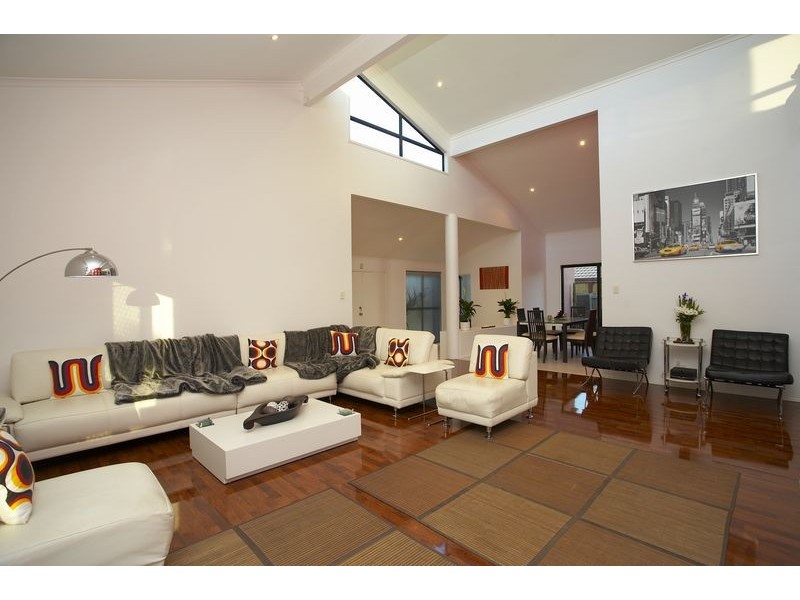 Regents Park QLD 4118