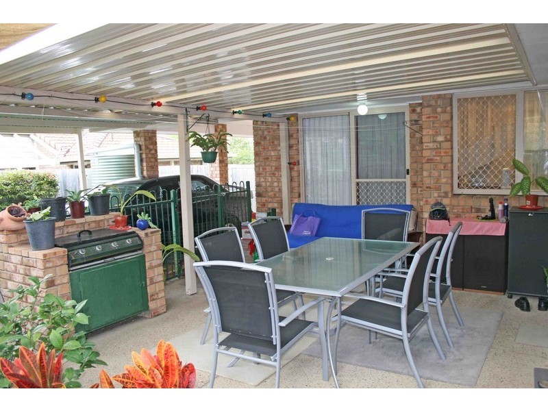 Regents Park QLD 4118