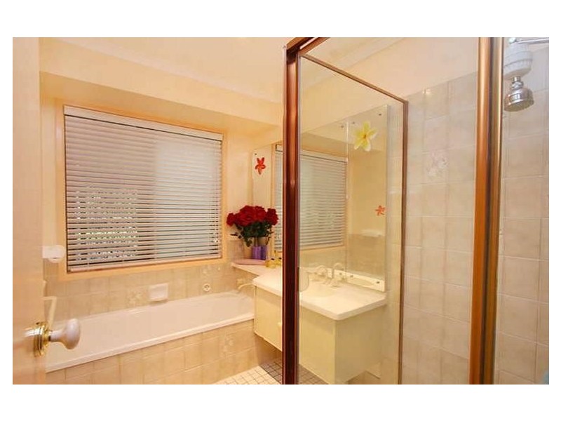 Regents Park QLD 4118