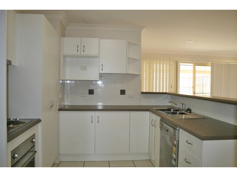 Regents Park QLD 4118