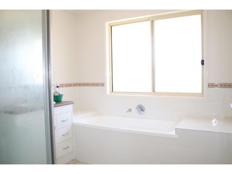Regents Park QLD 4118
