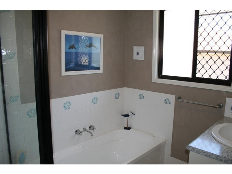Regents Park QLD 4118