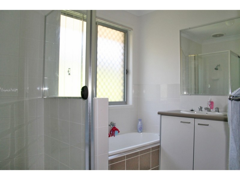 Regents Park QLD 4118