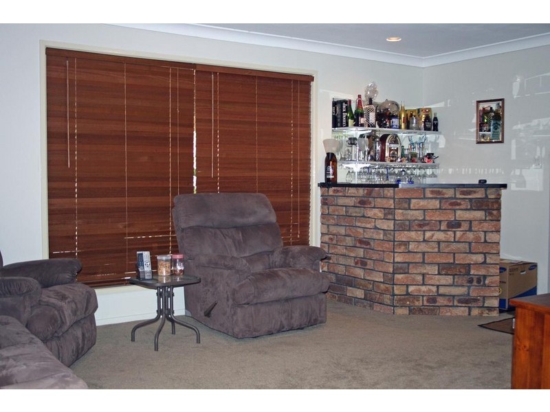 Regents Park QLD 4118