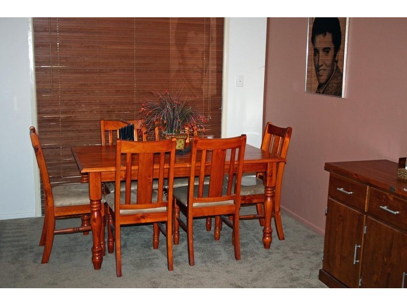 Regents Park QLD 4118