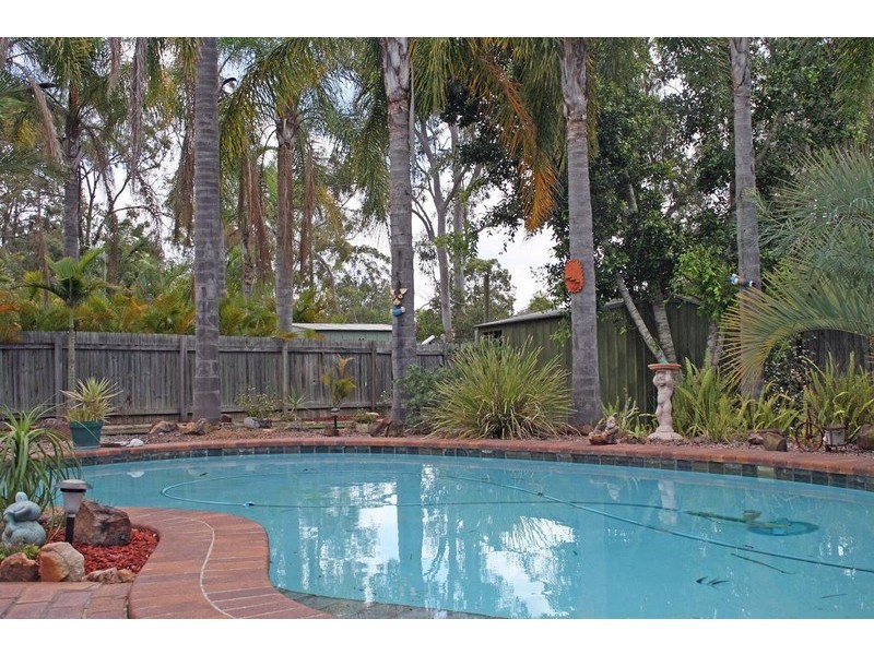 Regents Park QLD 4118