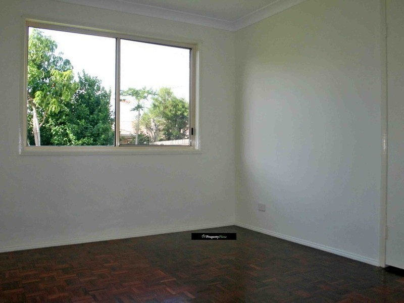 16 Gingko Cr, Regents Park QLD 4118
