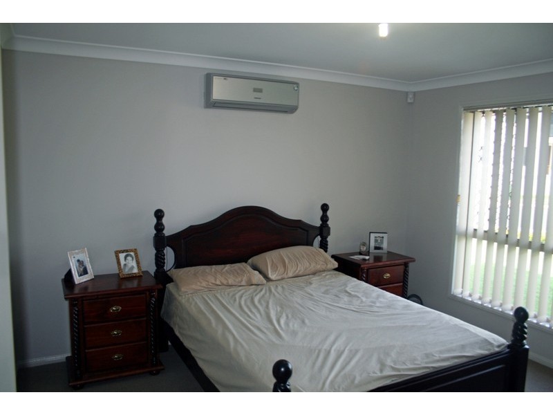 Regents Park QLD 4118