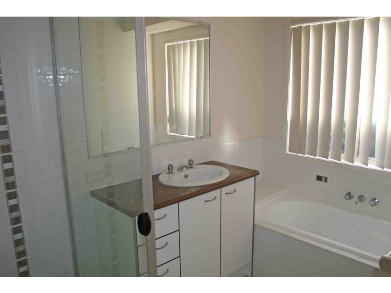 Regents Park QLD 4118