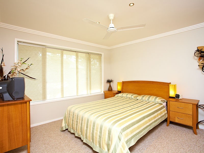 Regents Park QLD 4118