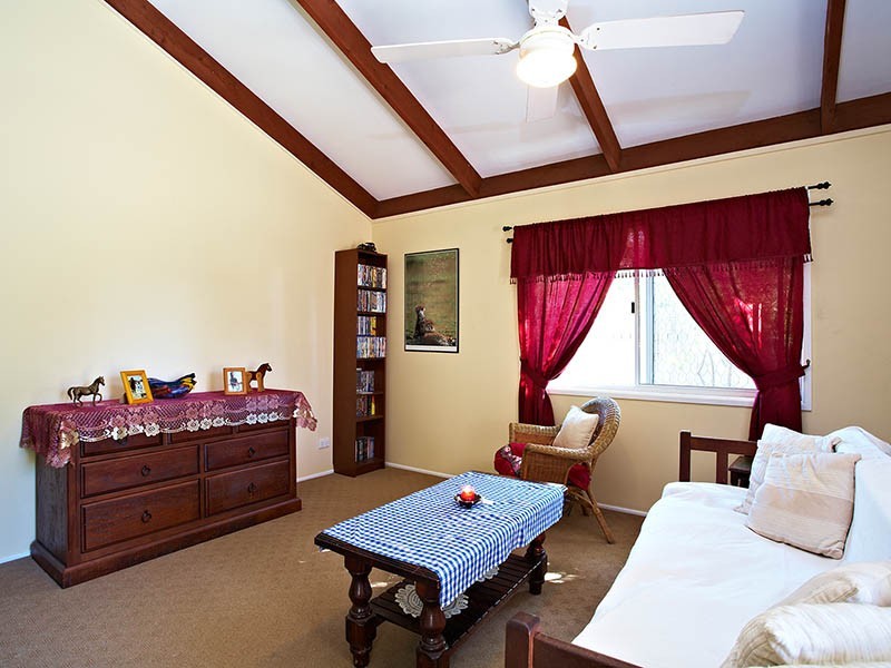 Regents Park QLD 4118