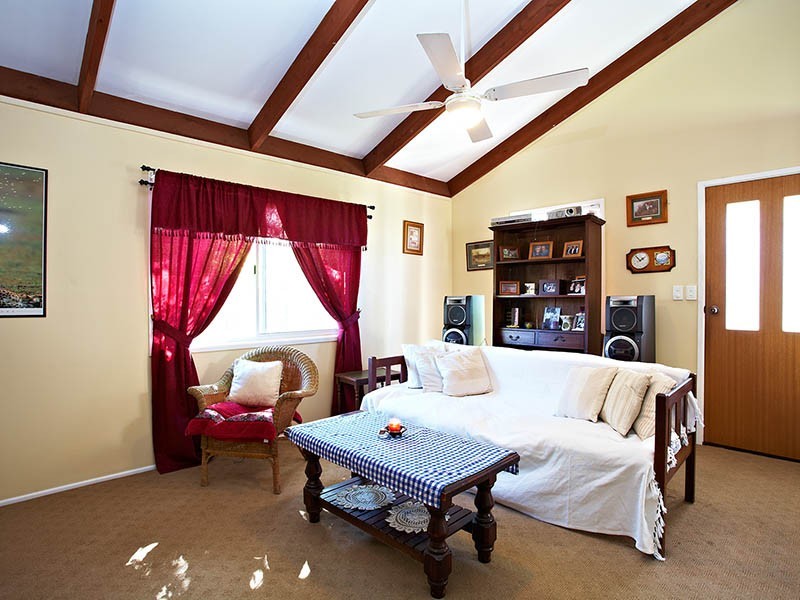 Regents Park QLD 4118