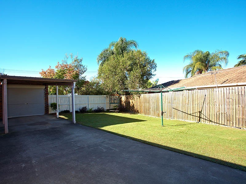 Regents Park QLD 4118