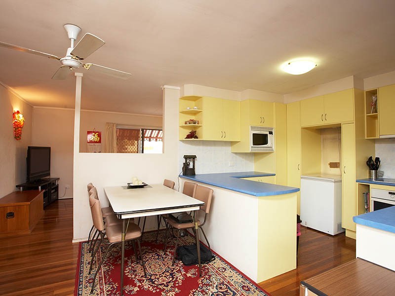 26 Camelia Ave, Logan Central QLD 4114