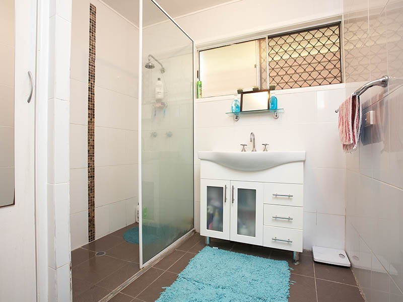 26 Camelia Ave, Logan Central QLD 4114