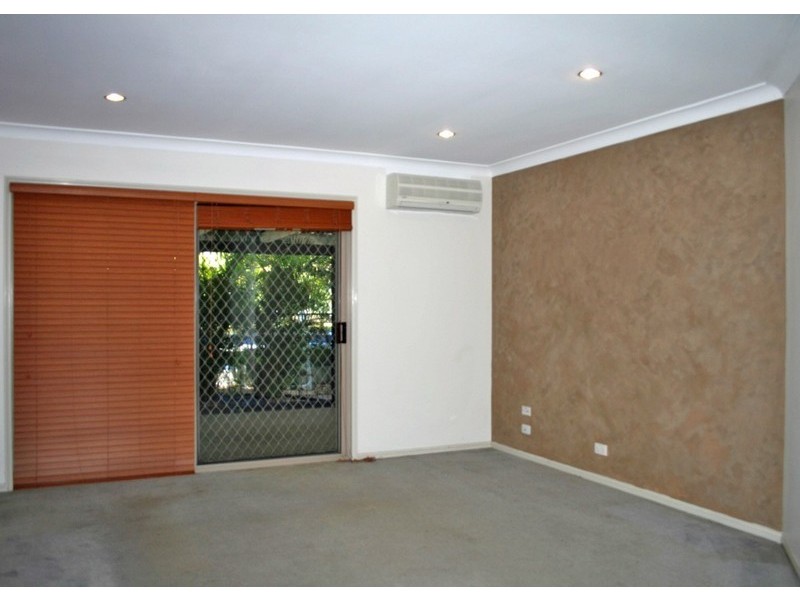 Regents Park QLD 4118