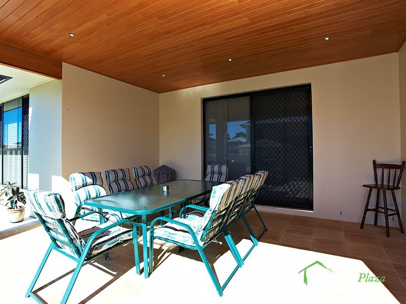 5 Fordham Ct, Regents Park QLD 4118